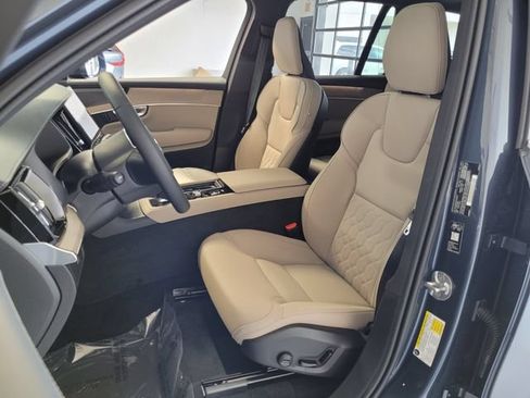 New 2026 Volvo XC90 B6 Plus w/ Protection Package Premier AWD/4WD image 8
