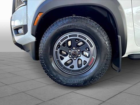 New 2026 Nissan Frontier Pro-X image 11