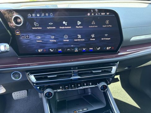 New 2026 Chevrolet Traverse Z71 w/ Enhanced Driving Package AWD/4WD image 23