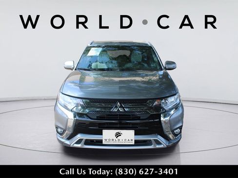 Used 2022 Mitsubishi Outlander SEL image 2