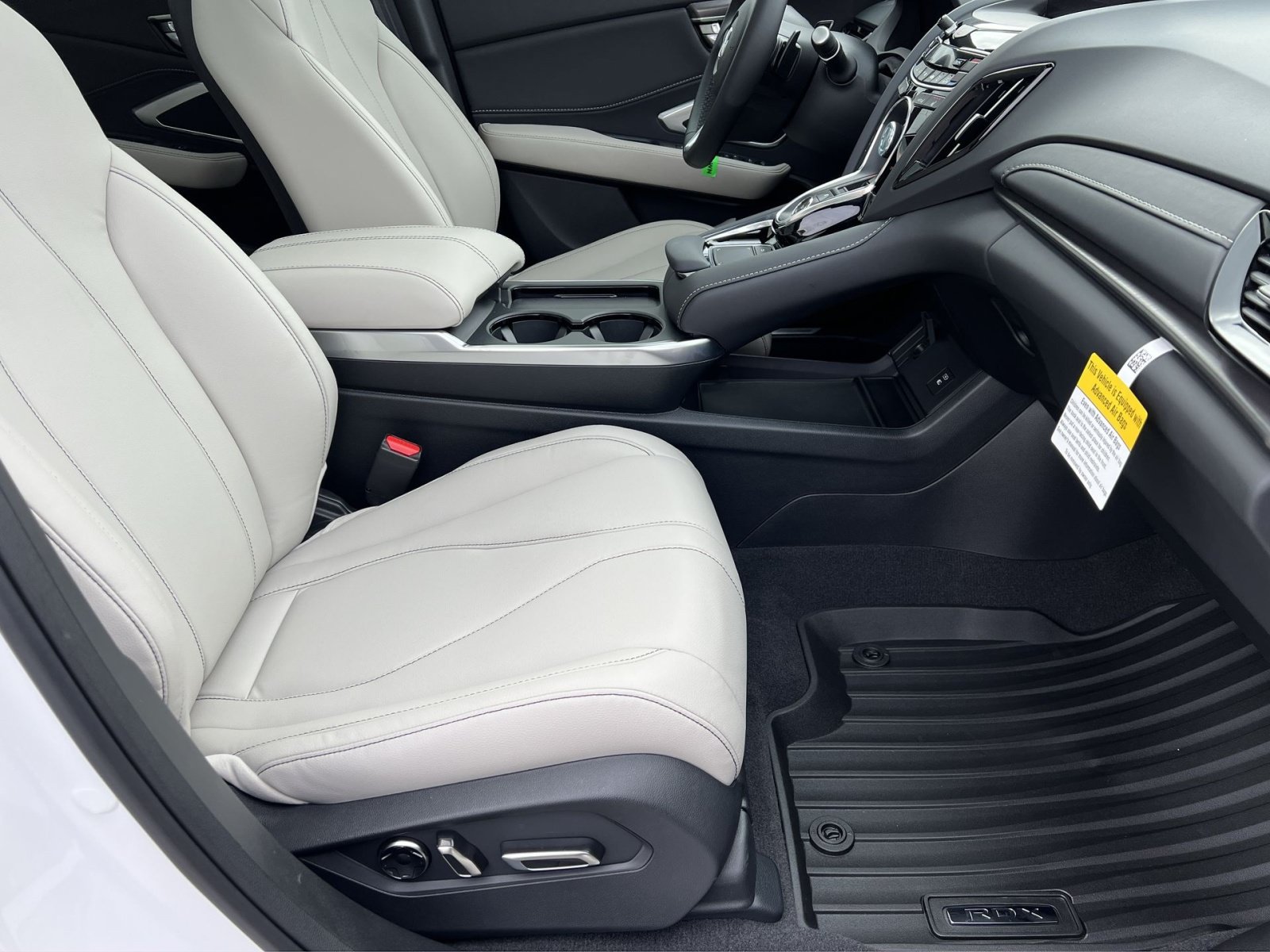 Used 2026 Acura RDX SH-AWD image 26