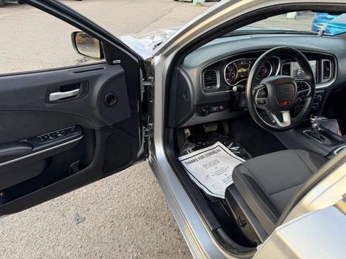 Used 2018 Dodge Charger SXT Plus image 11