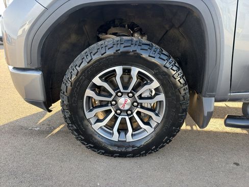 Used 2021 GMC Sierra 1500 AT4 w/ Technology Package image 7