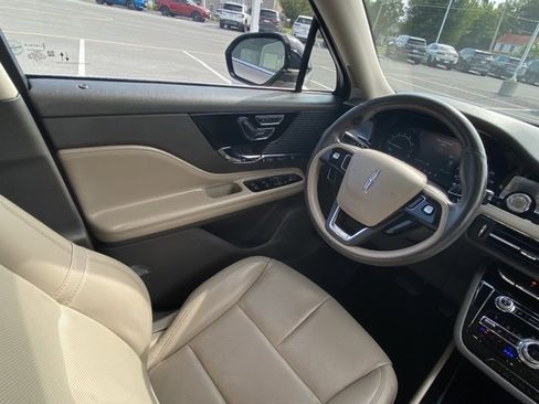 Used 2020 Lincoln Corsair AWD w/ Equipment Group 101A image 26