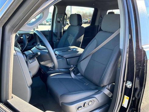 New 2026 Chevrolet Silverado 1500 Custom Trail Boss w/ Dark Appearance Package image 9