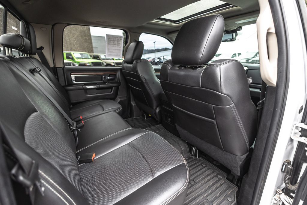 Used 2015 RAM 1500 Laramie w/ Convenience Group AWD/4WD image 32