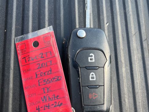 Used 2017 Ford F350 XL w/ Power Equipment Group RWD image 19