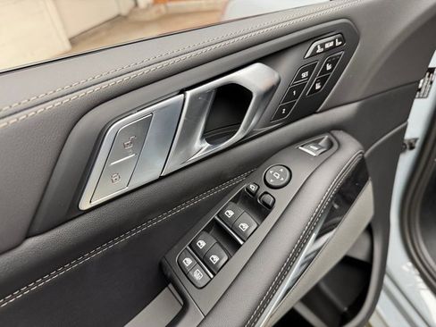 New 2026 BMW X7 xDrive40i w/ Executive Package image 11