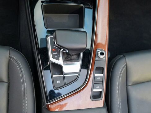 Used 2022 Audi A5 2.0T Premium image 46