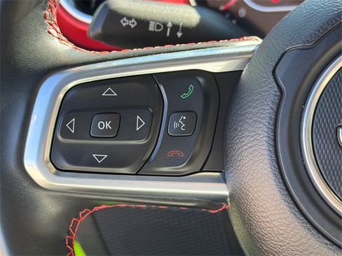 Used 2021 Jeep Wrangler Unlimited Rubicon image 30