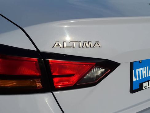 Used 2023 Nissan Altima 2.5 SR image 15