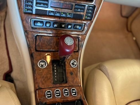 Used 1999 Bentley Arnage Green Label image 29