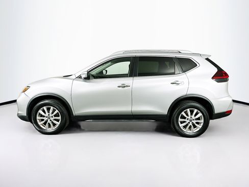 Used 2018 Nissan Rogue SV AWD/4WD image 4