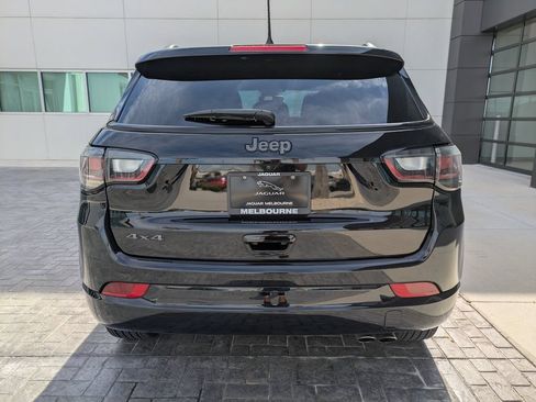 Used 2022 Jeep Compass High Altitude AWD/4WD image 6