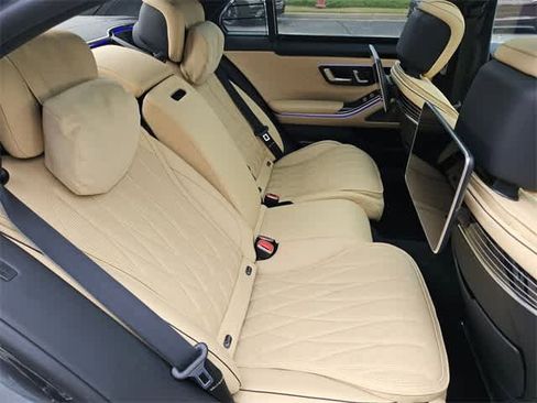 Used 2024 Mercedes-Benz S 63 AMG S image 22