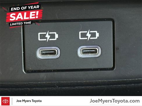 Used 2025 Toyota Corolla LE image 20