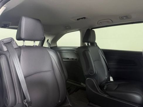 Used 2025 Honda Odyssey EX-L image 21