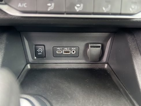 Certified 2024 Nissan Sentra SV image 52