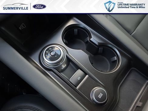 New 2026 Ford Explorer Active w/ Active Comfort Package image 27