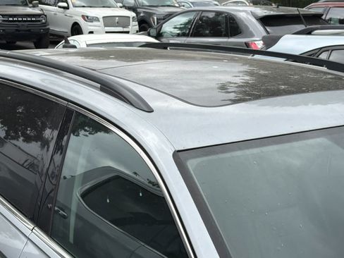 Used 2019 Volkswagen Tiguan S AWD/4WD image 3