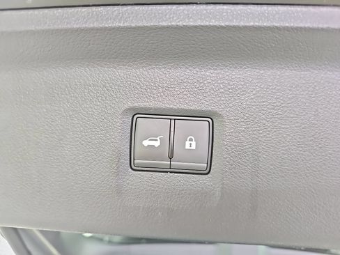 Used 2023 INFINITI QX60 Sensory w/ Vision Package AWD/4WD image 33