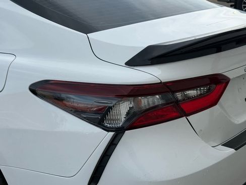 Used 2023 Toyota Camry SE image 11