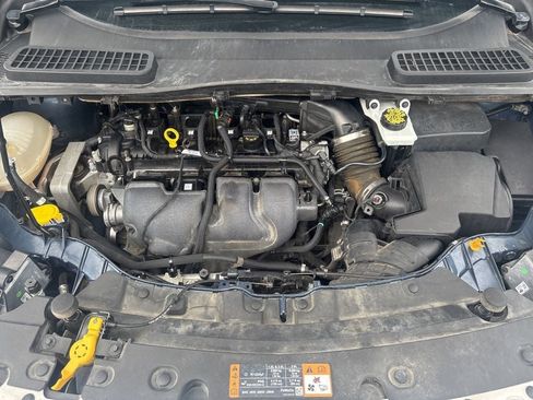Used 2018 Ford Escape Titanium w/ Ford Safe & Smart Package AWD/4WD image 40
