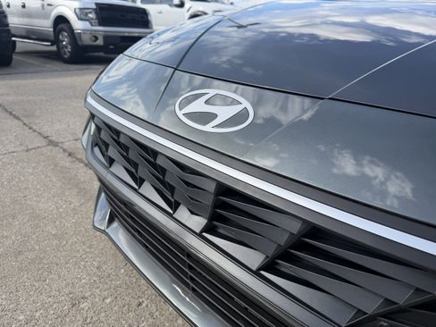 New 2026 Hyundai Elantra Sport FWD image 14