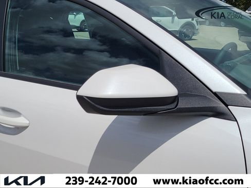 New 2026 Kia K4 FWD image 8