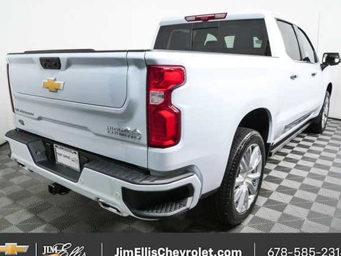 New 2026 Chevrolet Silverado 1500 High Country AWD/4WD image 3