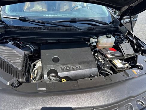 Used 2018 Buick Enclave Premium FWD image 8