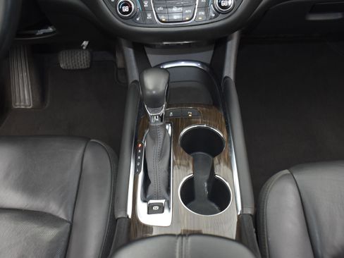 Used 2024 Chevrolet Malibu LT image 19