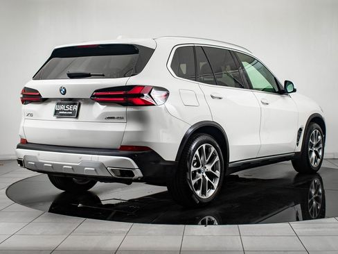 Certified 2025 BMW X5 xDrive40i image 10