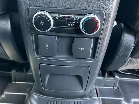 Certified 2023 Ford Explorer XLT w/ Equipment Group 202A AWD/4WD image 25