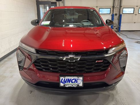 Used 2024 Chevrolet Trax RS image 8