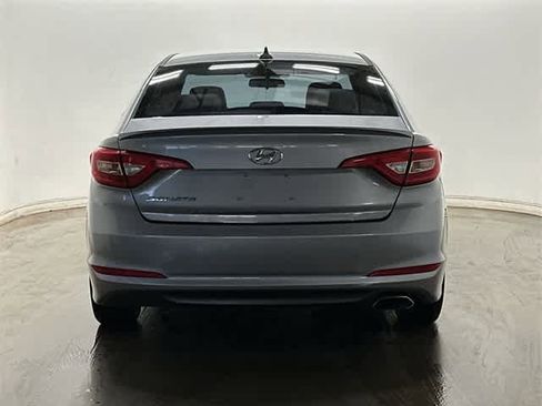 Used 2017 Hyundai Sonata SE image 4