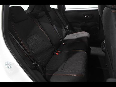 Used 2024 Honda HR-V Sport image 16