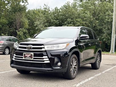Used 2017 Toyota Highlander XLE