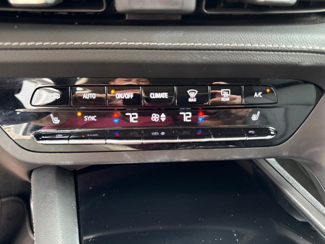 Used 2023 Buick Envision Essence FWD image 21