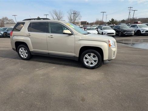 Used 2011 GMC Terrain SLE image 2