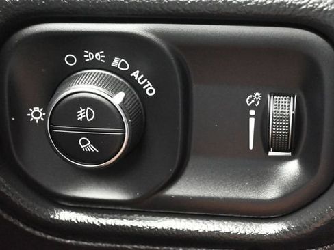 Used 2022 RAM 1500 Big Horn AWD/4WD image 23