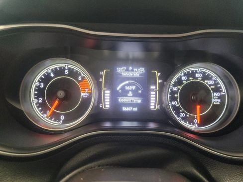 Used 2020 Jeep Cherokee Latitude Plus w/ Cold Weather Group image 23