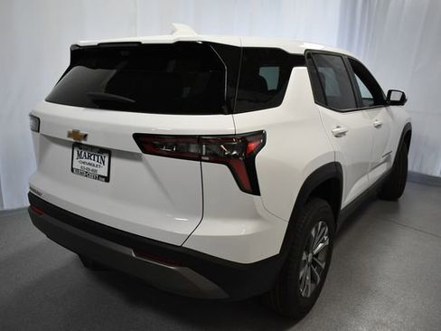 New 2026 Chevrolet Equinox LT w/ Convenience Package II FWD image 6