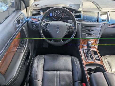 Used 2013 Lincoln MKS FWD image 15