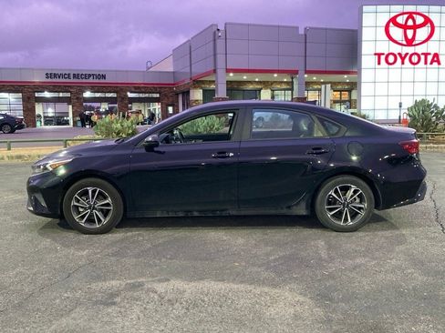 Used 2023 Kia Forte LXS image 8