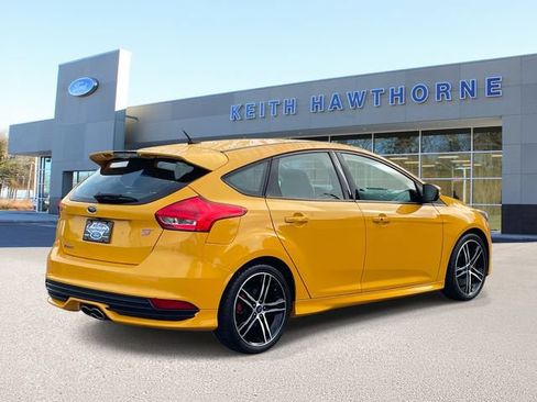 Used 2015 Ford Focus ST FWD image 6