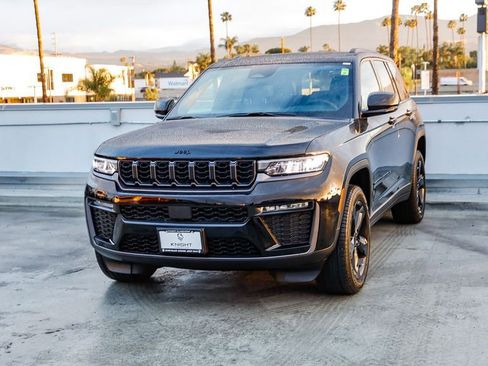 New 2026 Jeep Grand Cherokee Limited AWD/4WD image 4