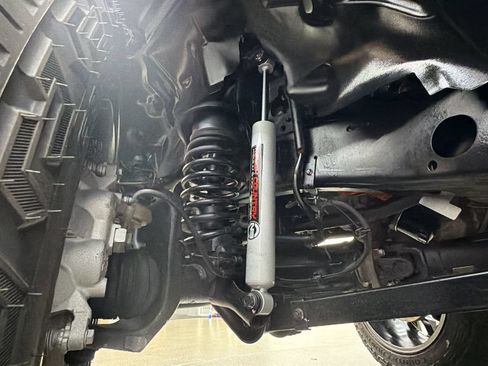 Used 2024 Jeep Wrangler Unlimited Sahara AWD/4WD image 16