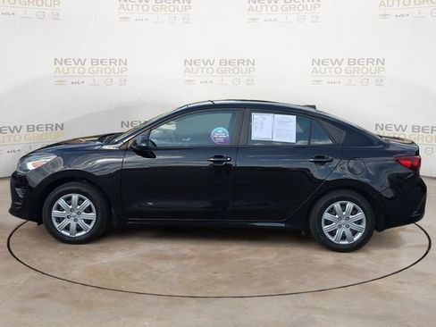 Used 2022 Kia Rio S FWD image 2