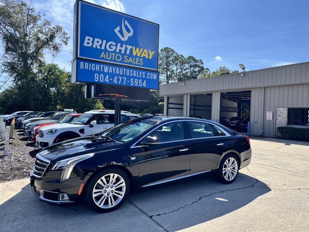 Used 2018 Cadillac XTS Luxury FWD image 1